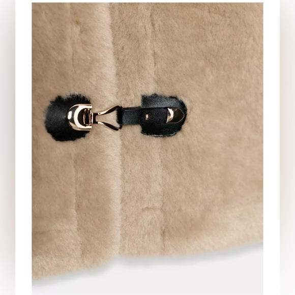 Zara Shearling Hooded Toggle Vest - Picture 7 of 9